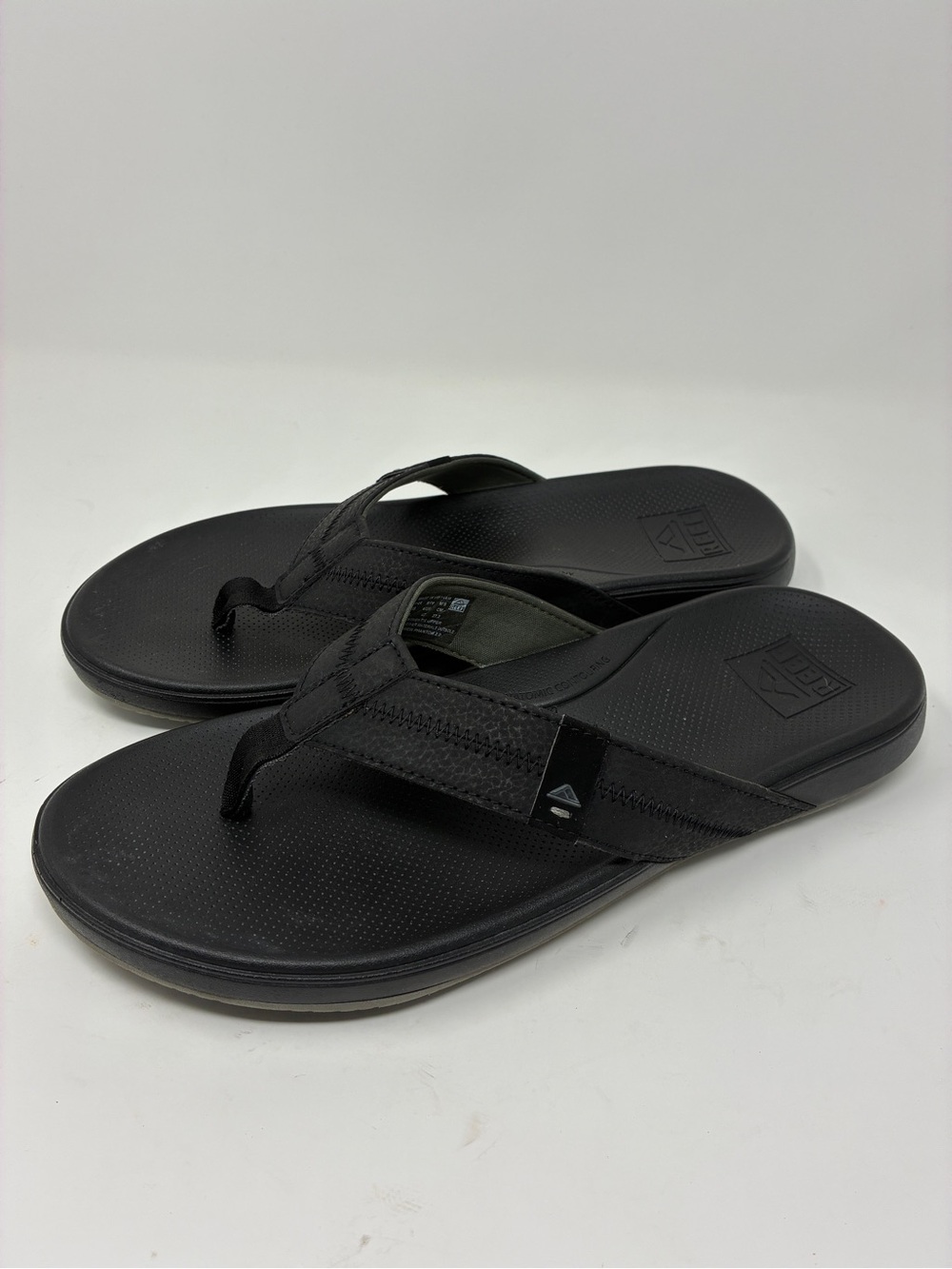 Reef Men's Black Flip Flop Sandals Comfortable Supportive Arch 9